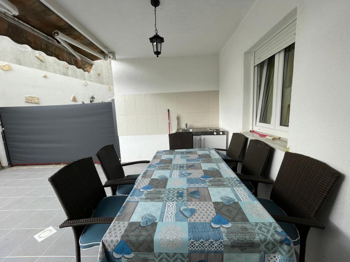 The Big Terrace Apartment Makarska Eksteriør billede
