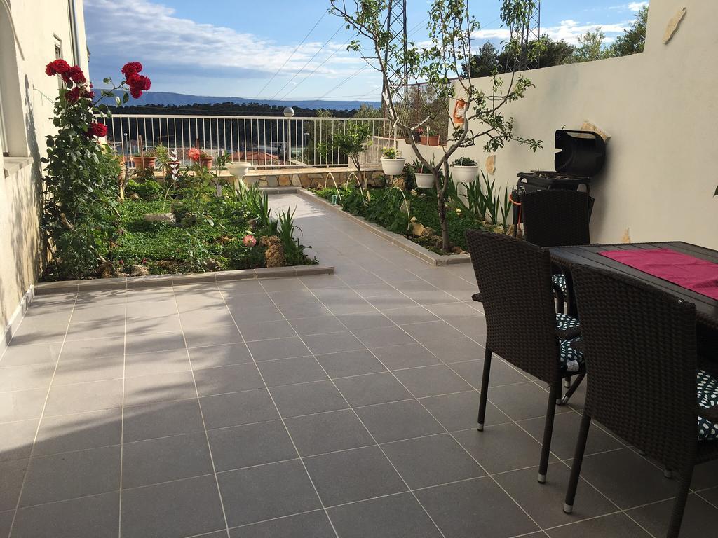The Big Terrace Apartment Makarska Eksteriør billede